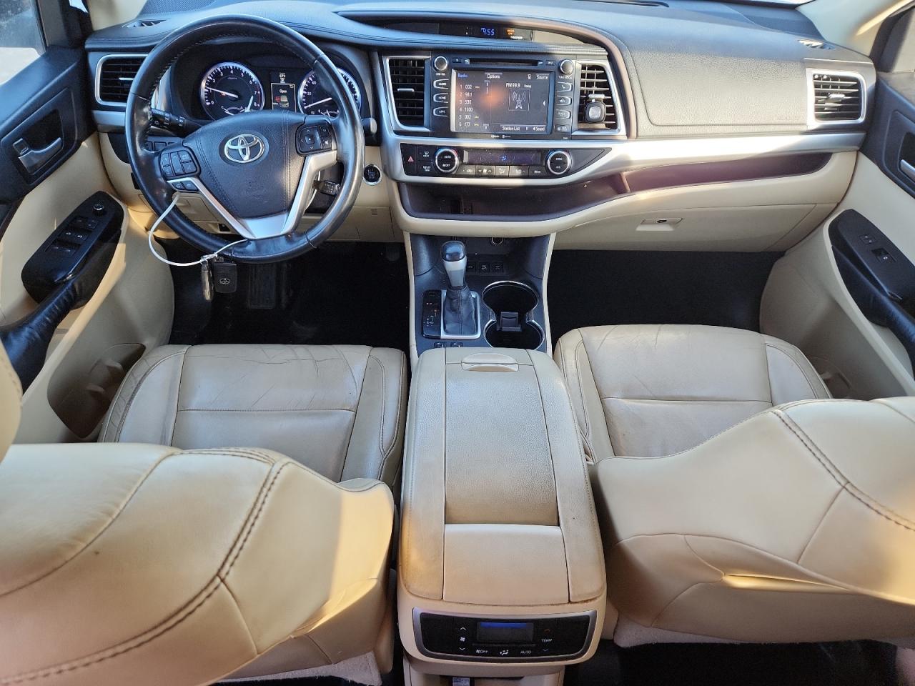TOYOTA HIGHLANDER XLE