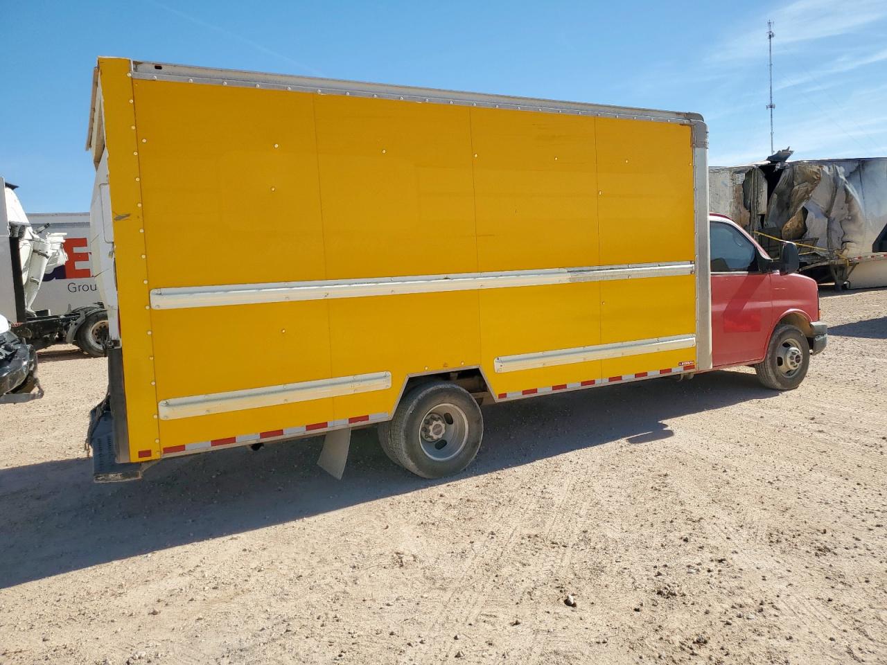 GMC SAVANA CUTAWAY G3500