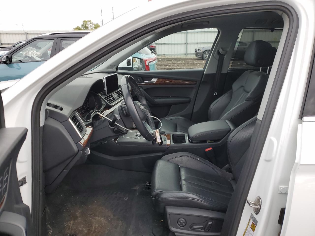 AUDI Q5 PREMIUM PLUS