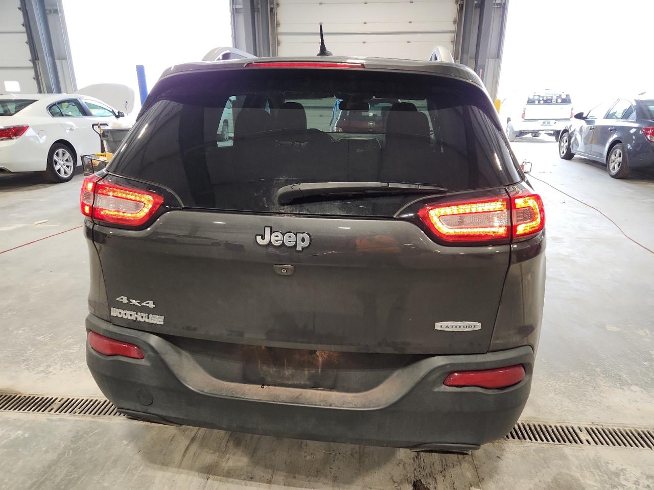 JEEP GRAND CHEROKEE LATITUDE