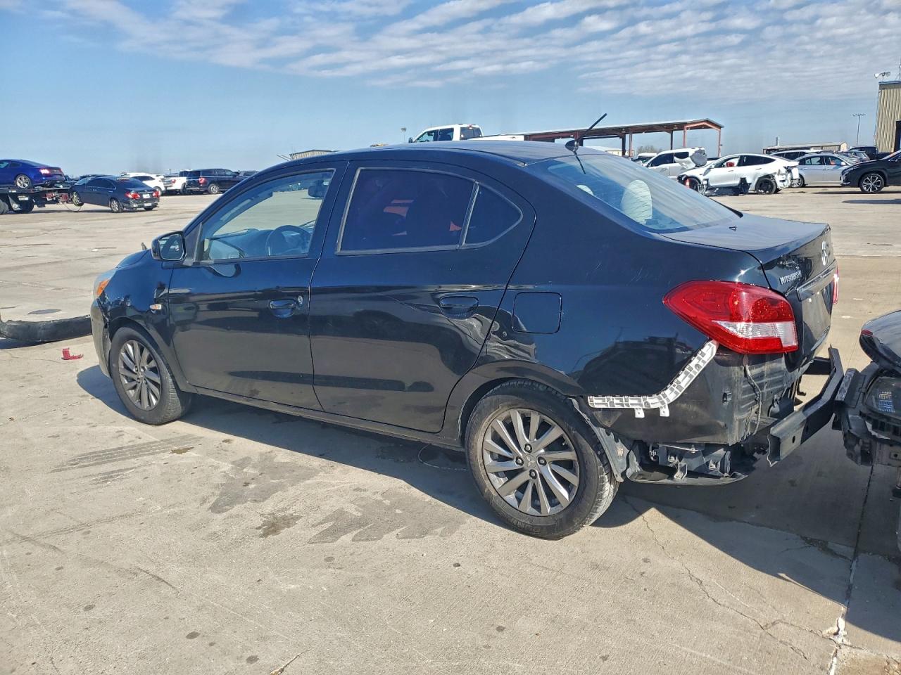 MITSUBISHI MIRAGE G4 ES