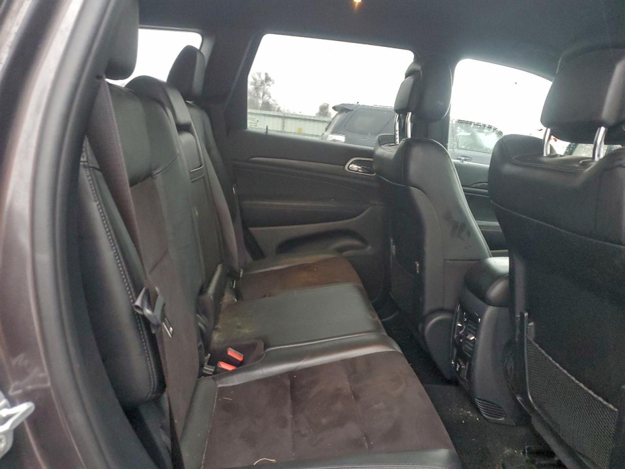 JEEP GRAND CHEROKEE LAREDO