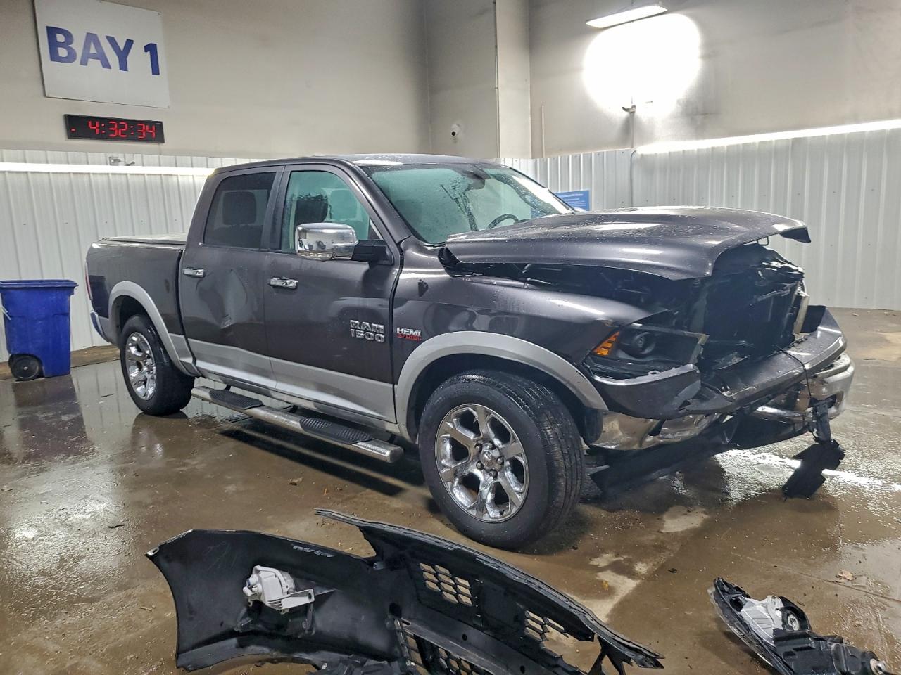 RAM 1500 LARAMIE