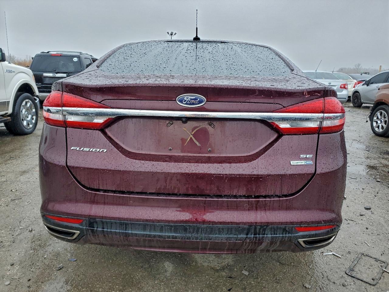 FORD FUSION SE