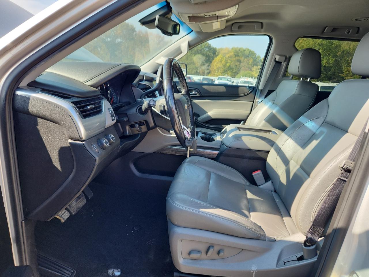 CHEVROLET SUBURBAN K1500 LT