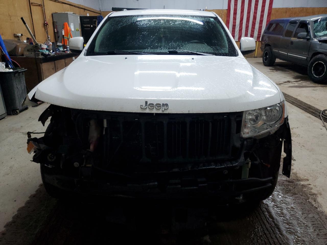 JEEP GRAND CHEROKEE LAREDO