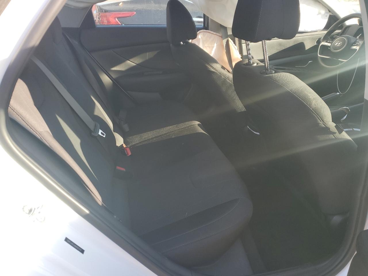 Lot #3311467239 2021 HYUNDAI ELANTRA SE