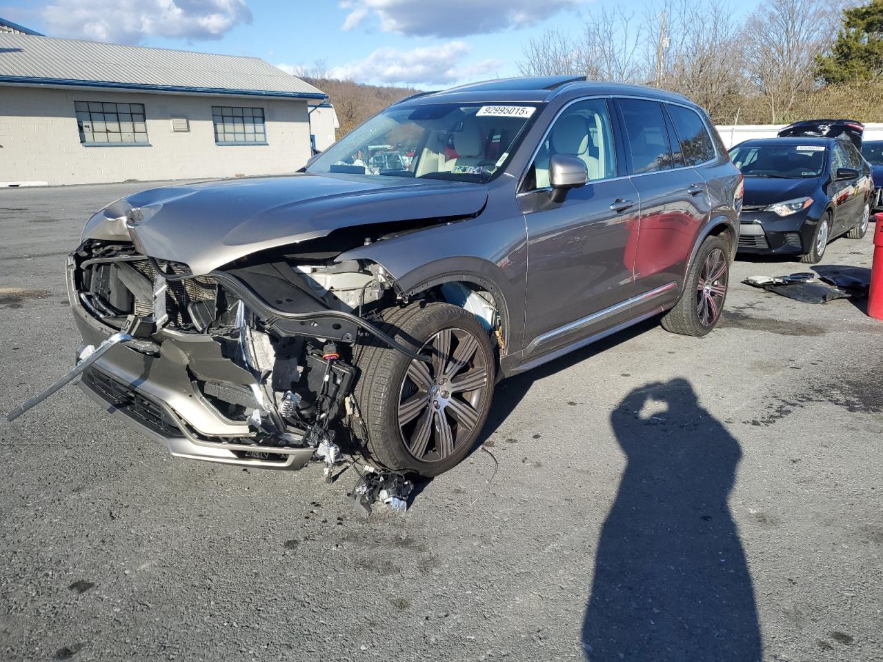 Lot #3301933450 2022 VOLVO XC90 T6 IN