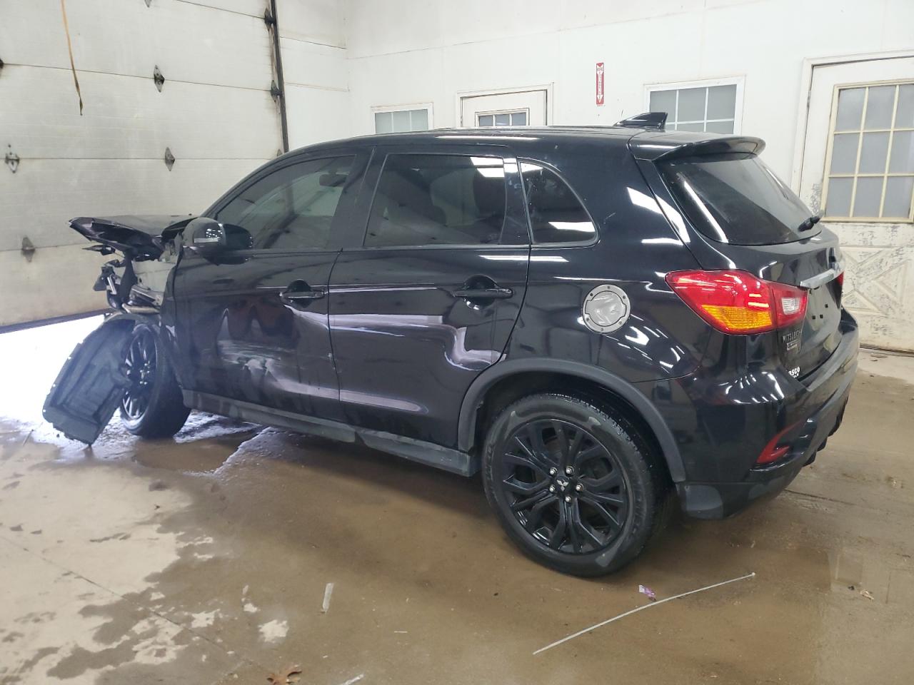 MITSUBISHI OUTLANDER ES