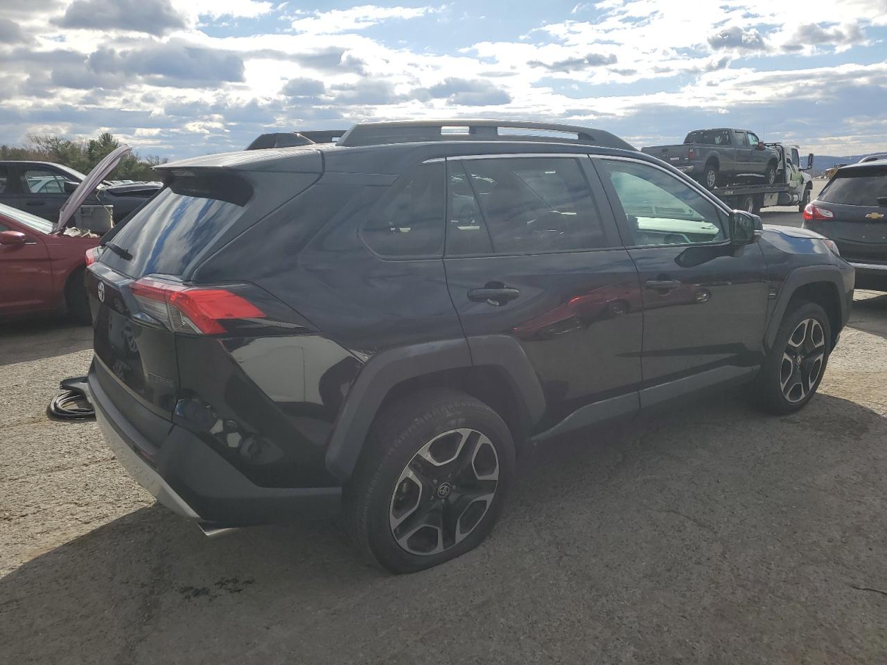 TOYOTA RAV4 ADVENTURE