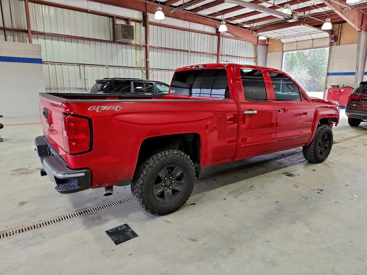 CHEVROLET SILVERADO K1500 LT