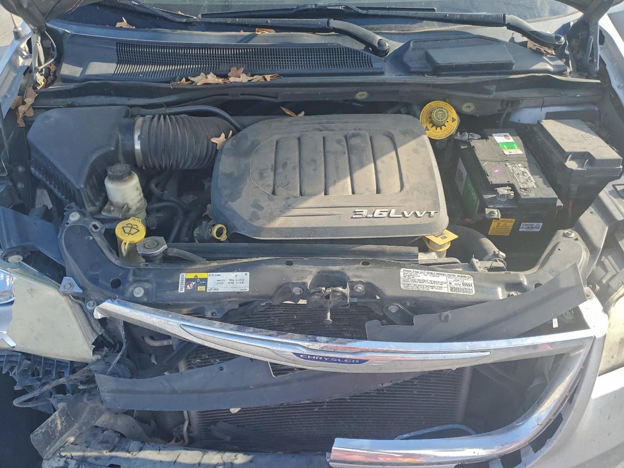 CHRYSLER TOWN & COUNTRY TOURING