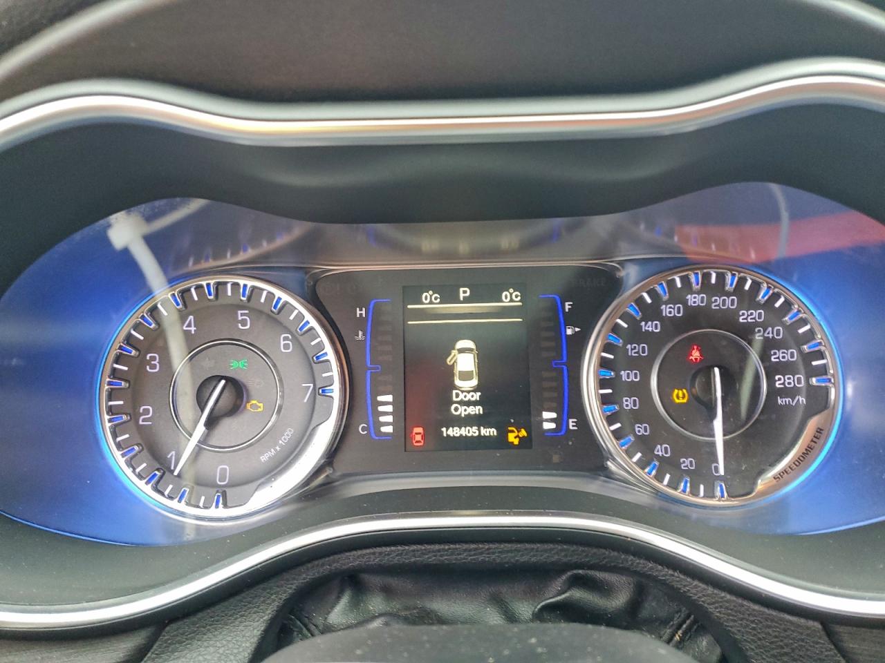 CHRYSLER 200 LIMITED