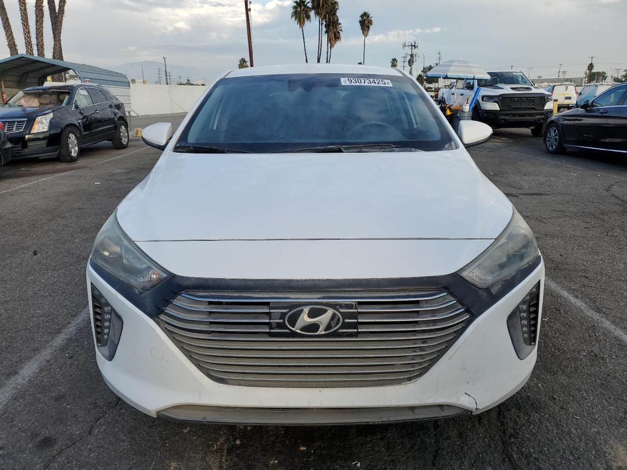 HYUNDAI IONIQ SEL