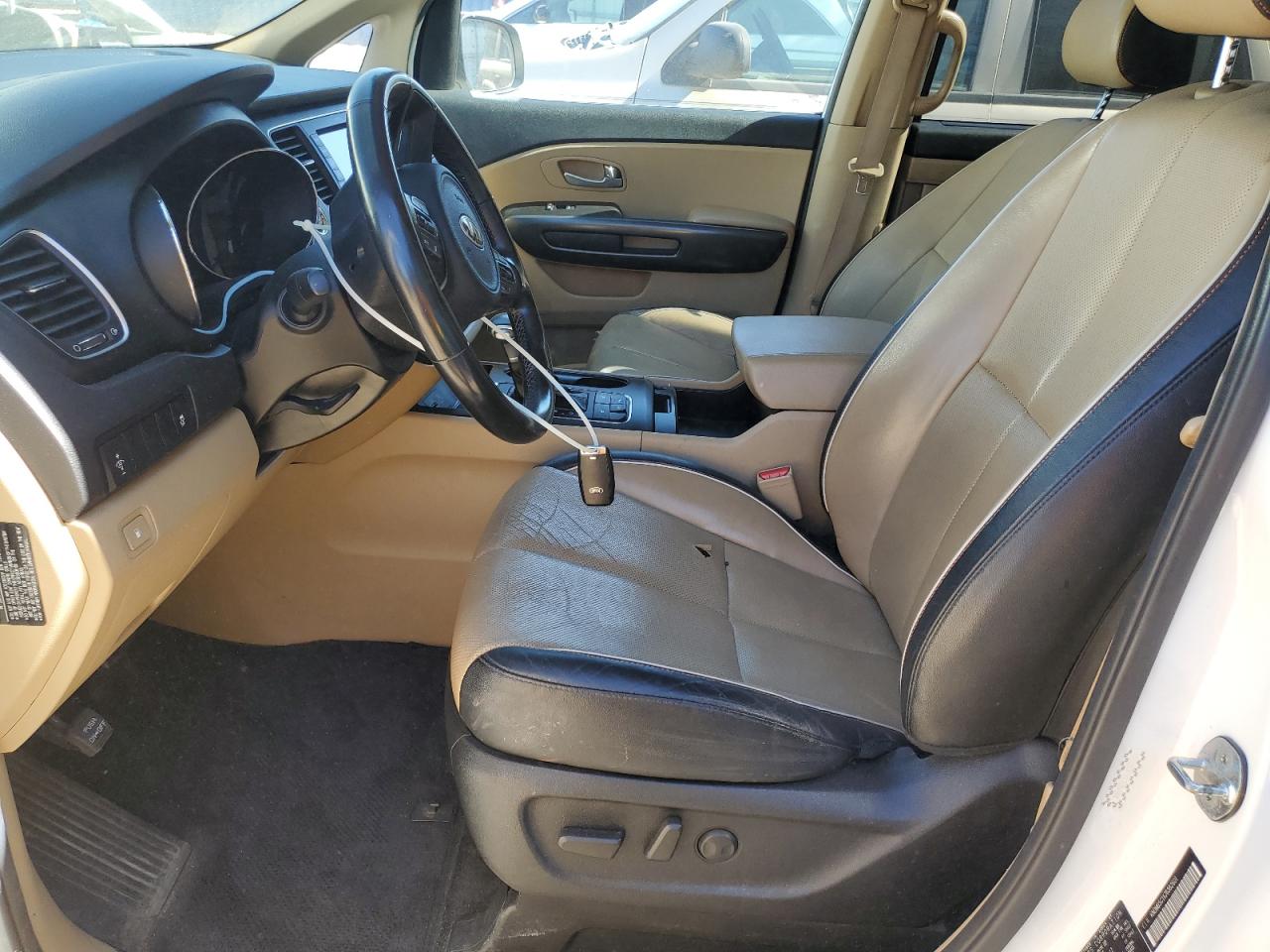 Lot #3315956124 2018 KIA SEDONA LX