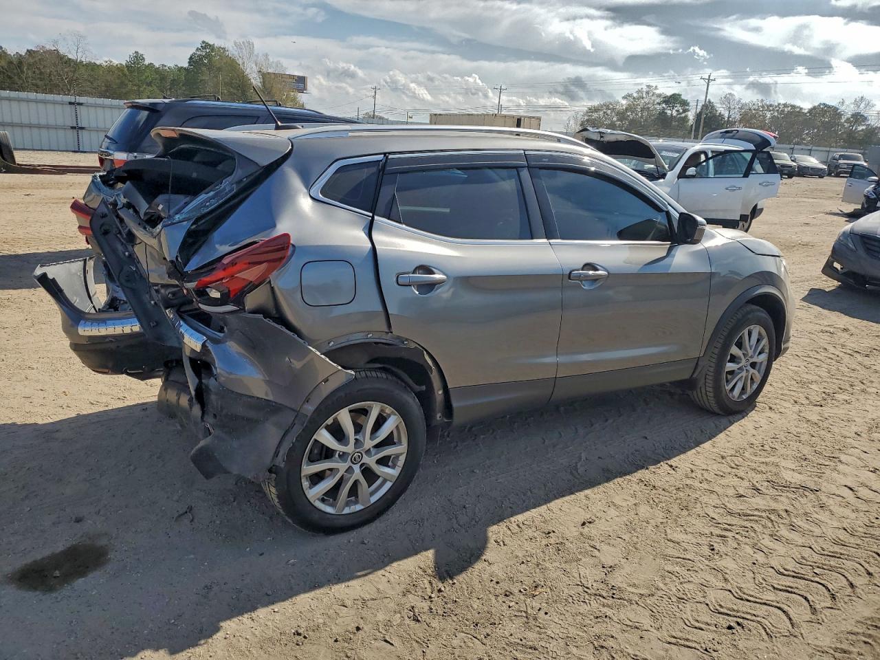 NISSAN ROGUE SPORT SV