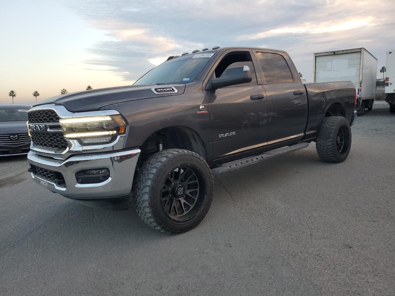 RAM 3500 TRADESMAN