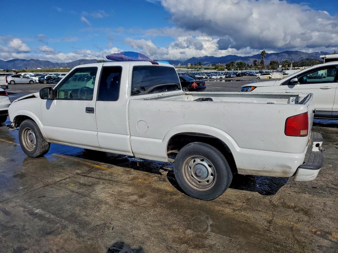 Lot #3297315396 2000 GMC SONOMA