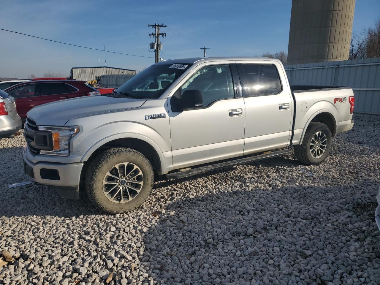FORD F-150 SUPERCREW