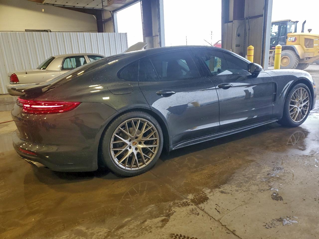 PORSCHE PANAMERA 4S