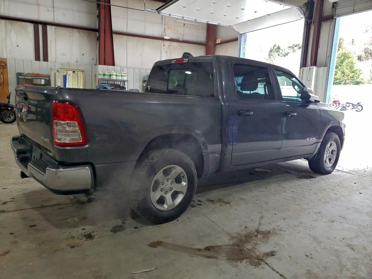 RAM 1500 TRADESMAN