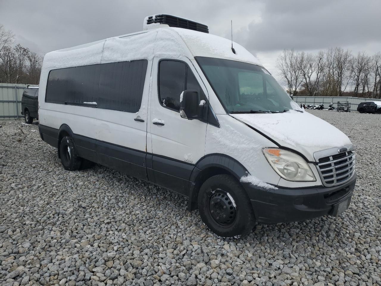 Lot #3291301447 2010 FREIGHTLINER SPRINTER 3