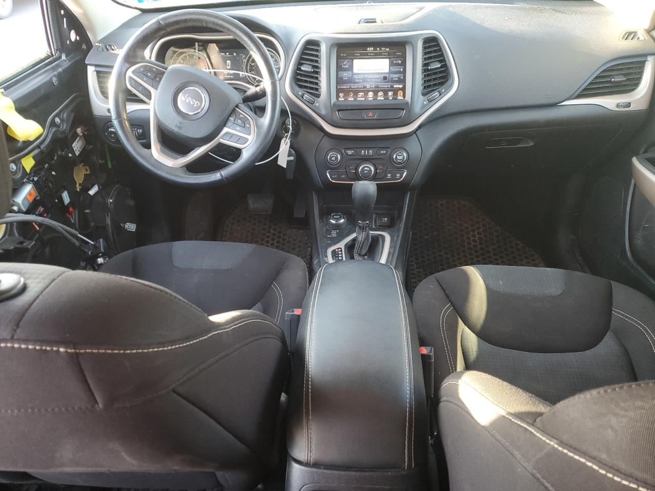 JEEP GRAND CHEROKEE LATITUDE