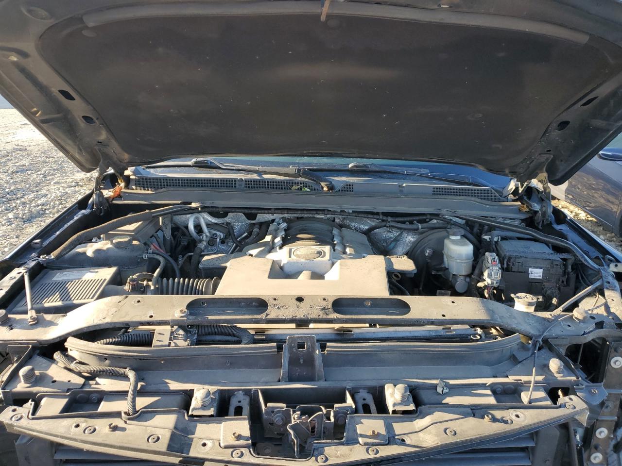 CADILLAC ESCALADE ESV LUXURY