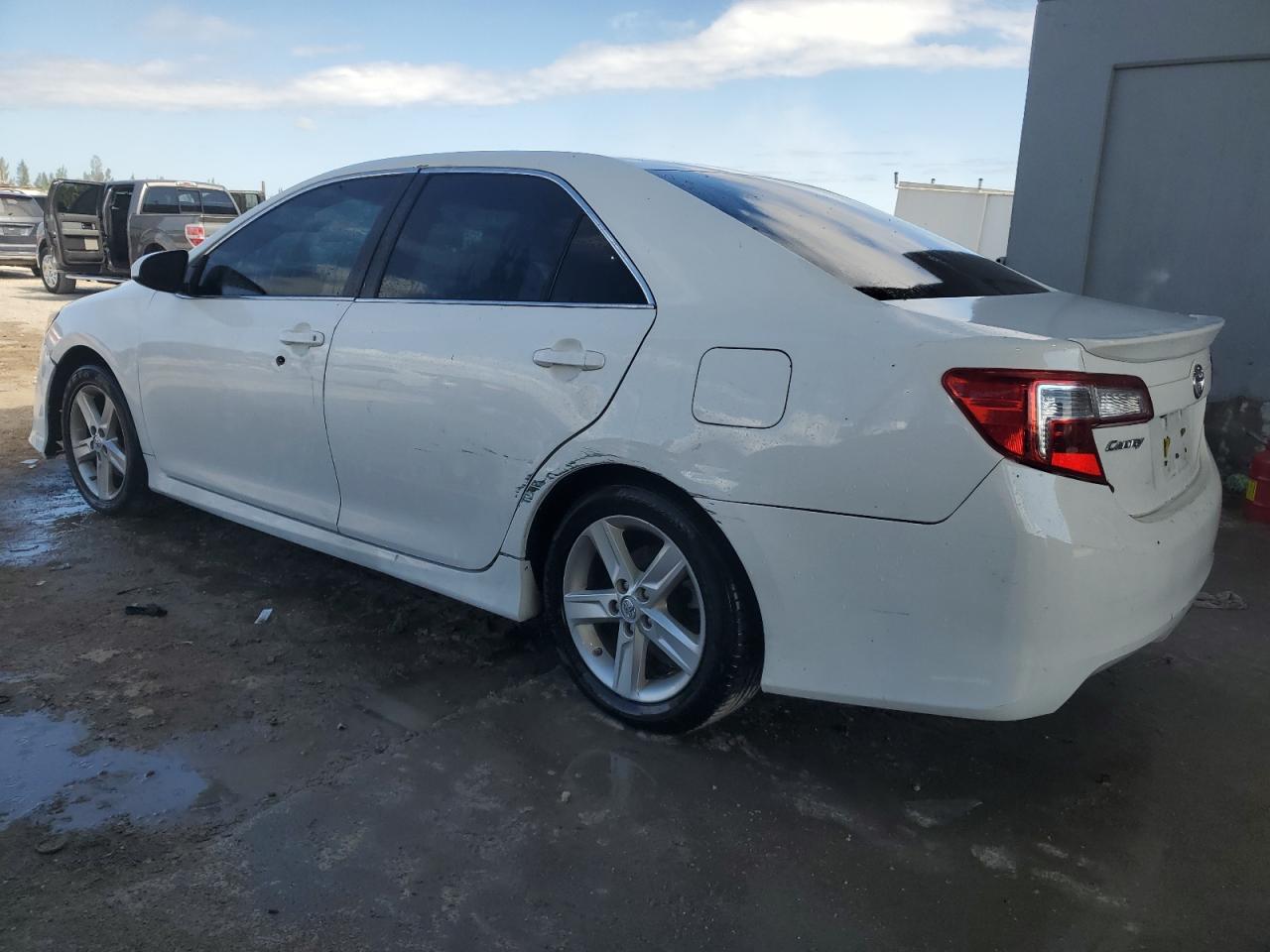 TOYOTA CAMRY L