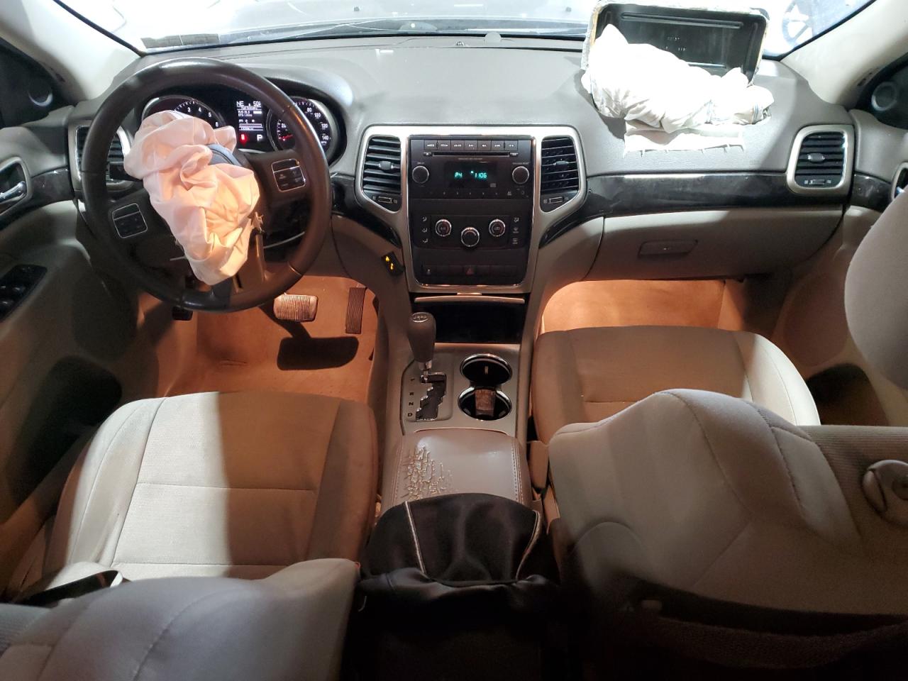 JEEP GRAND CHEROKEE LAREDO