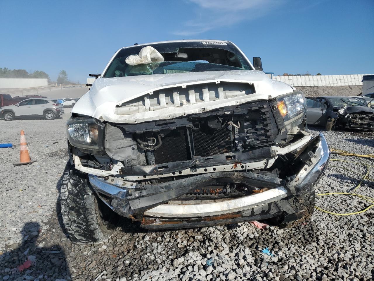 TOYOTA TUNDRA CREWMAX SR5