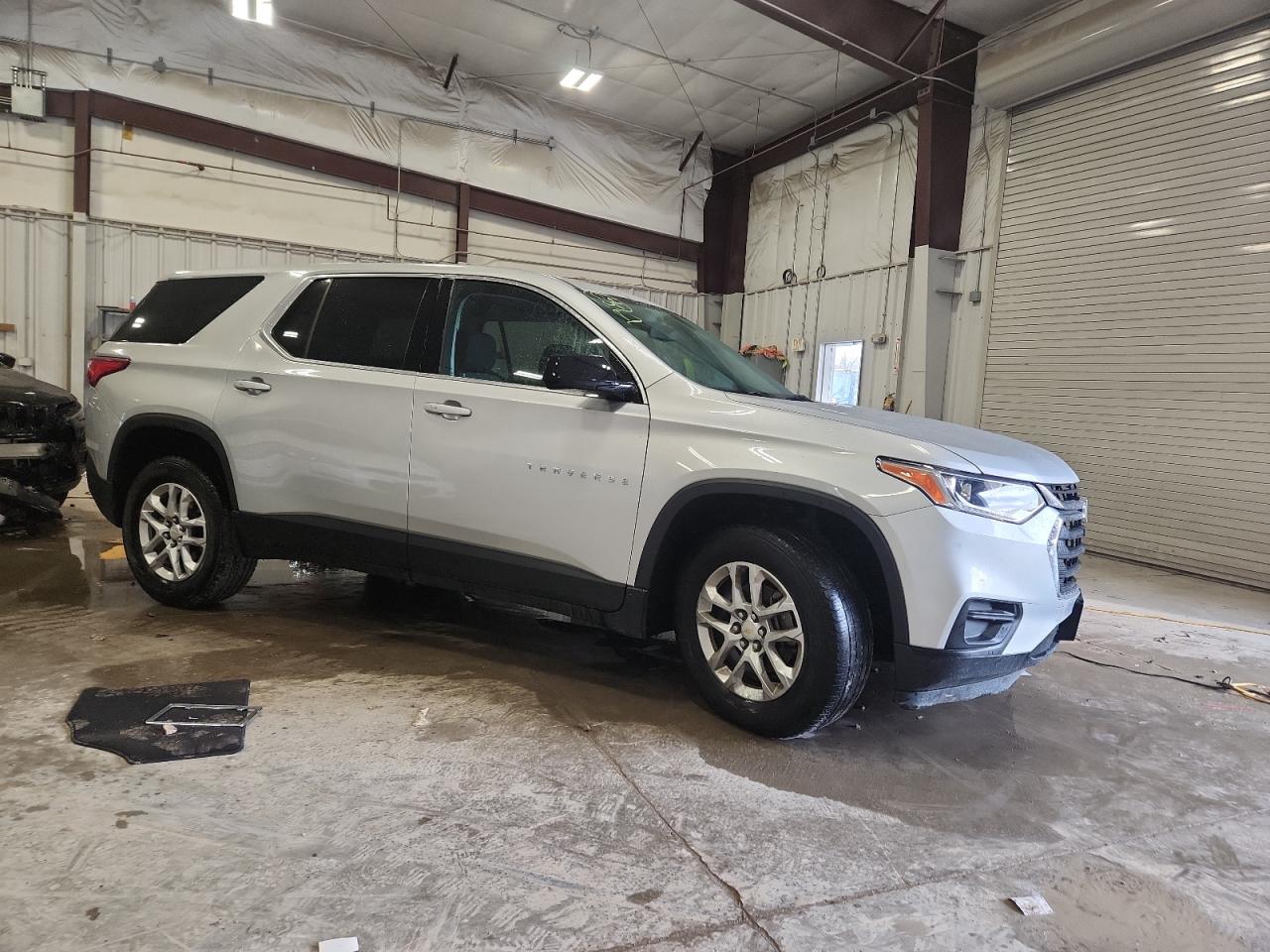 CHEVROLET TRAVERSE LS