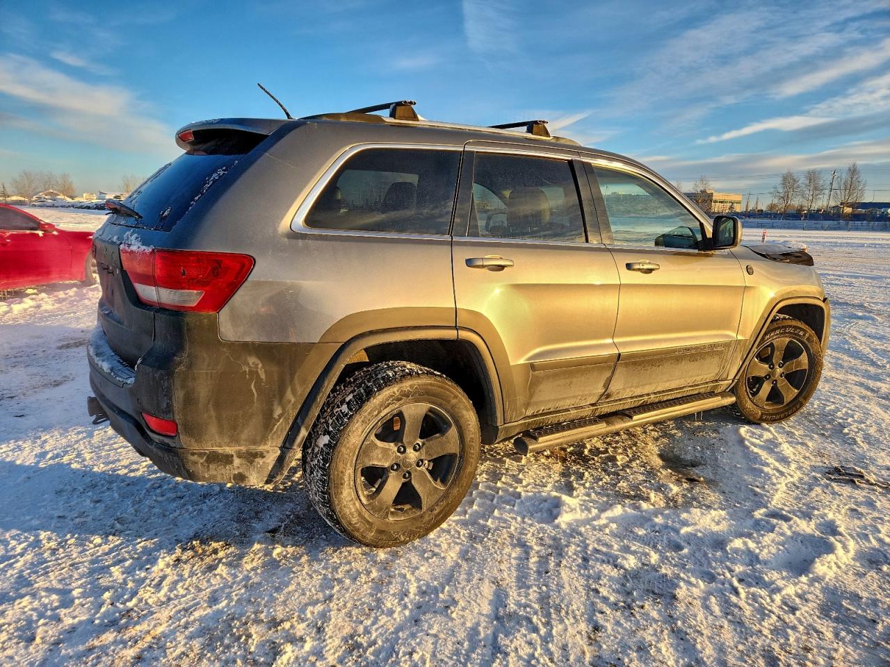 JEEP GRAND CHEROKEE LAREDO