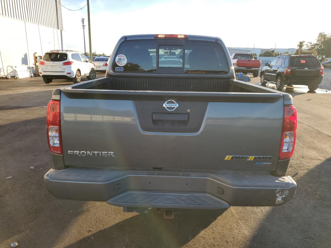 NISSAN FRONTIER S