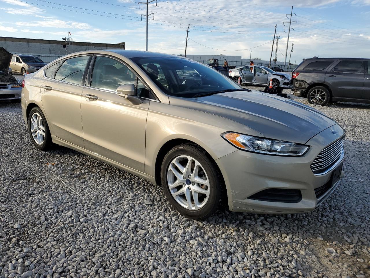 FORD FUSION SE