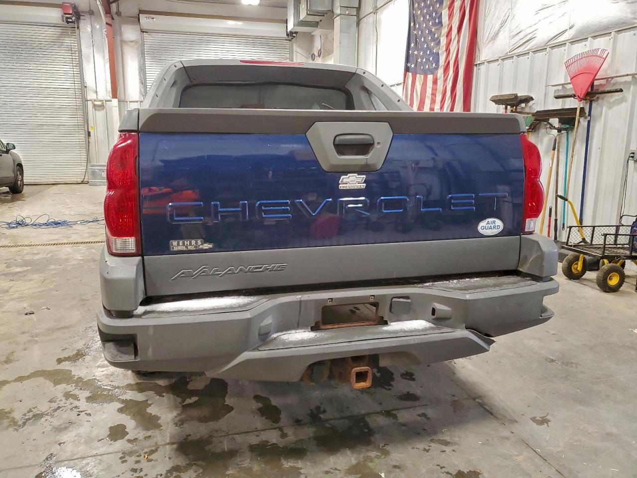 Lot #3298140176 2002 CHEVROLET AVALANCHE