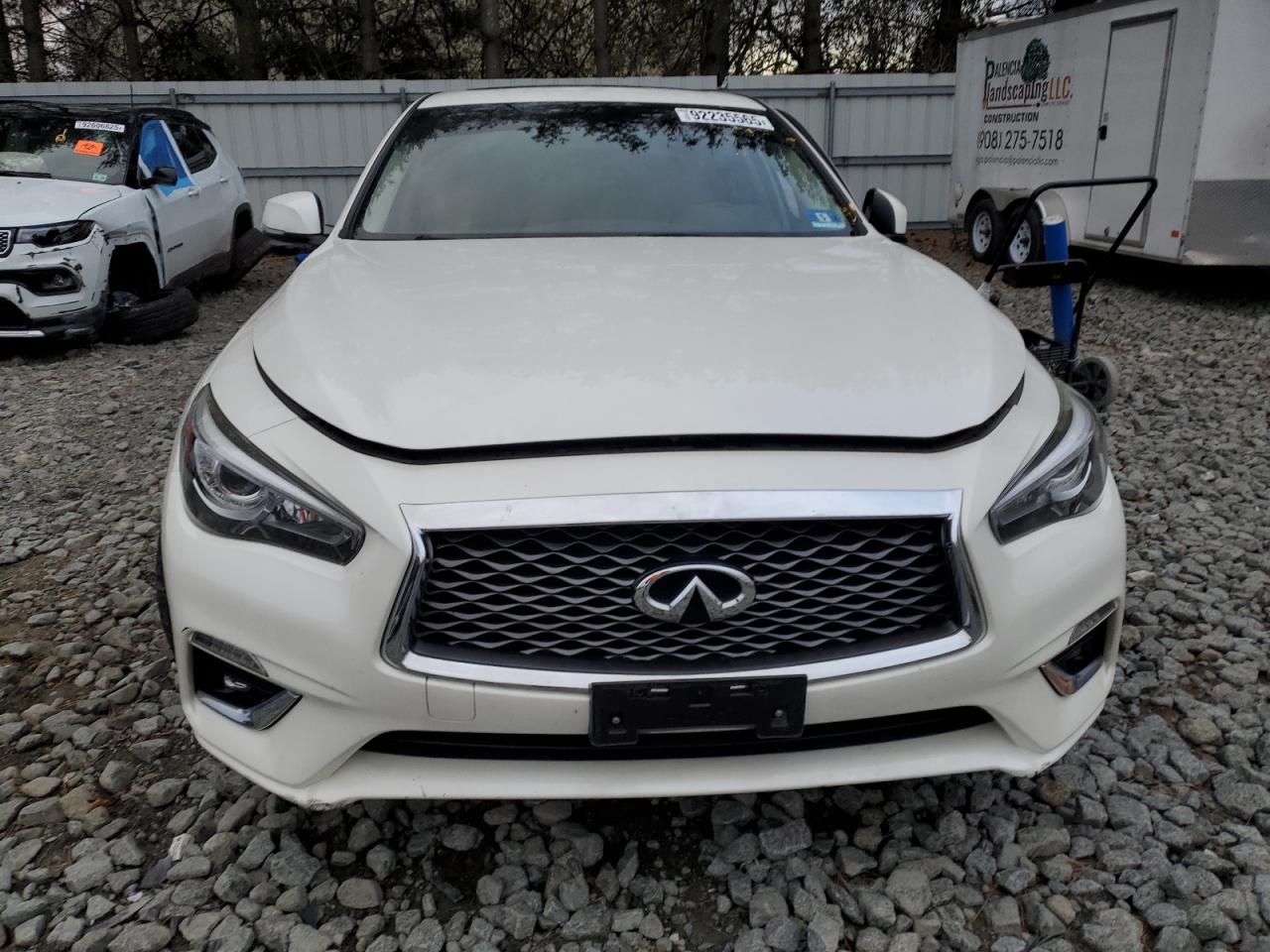 INFINITI Q50 LUXE
