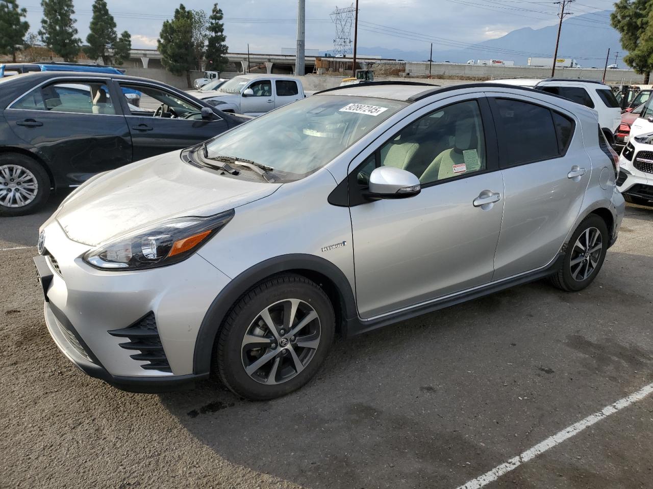 TOYOTA PRIUS C