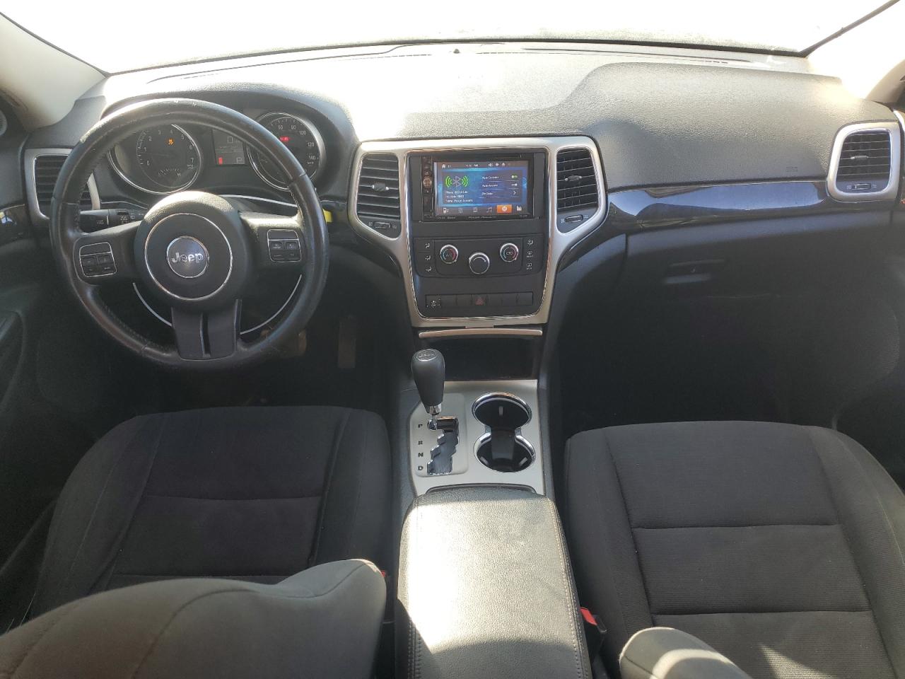 JEEP GRAND CHEROKEE LAREDO