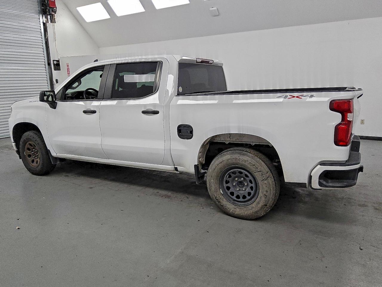 Lot #3318973922 2021 CHEVROLET 1500 SILVE