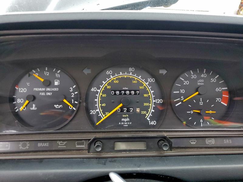1993 MERCEDES-BENZ 190 E 2.6 #3302868947