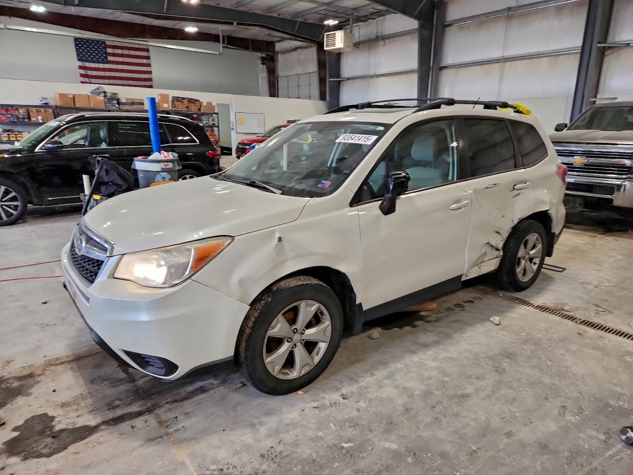 Lot #3301668628 2014 SUBARU FORESTER 2
