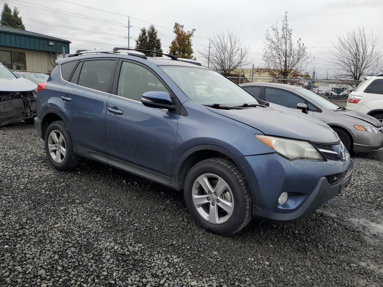 TOYOTA RAV4 XLE