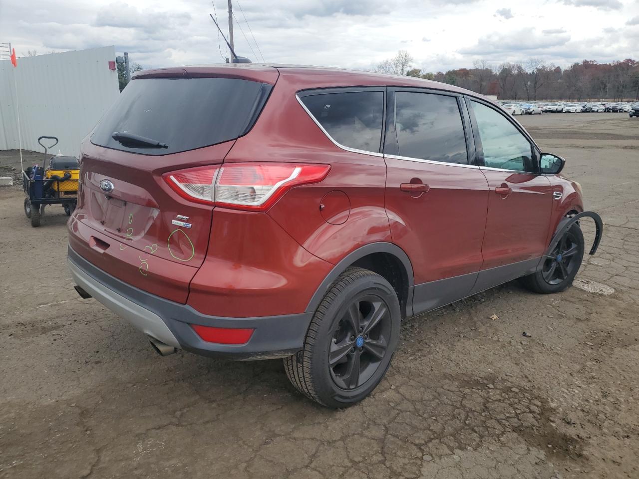 FORD ESCAPE SE