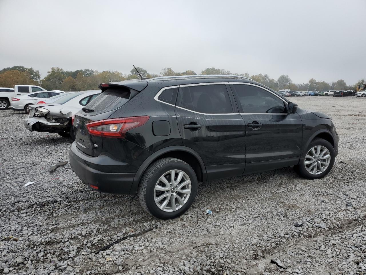 NISSAN ROGUE SPORT S