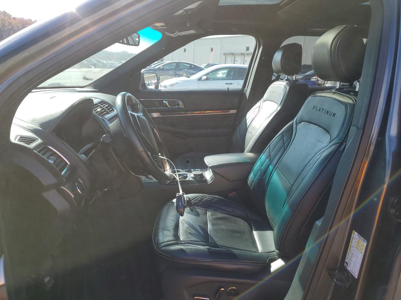 FORD EXPLORER PLATINUM