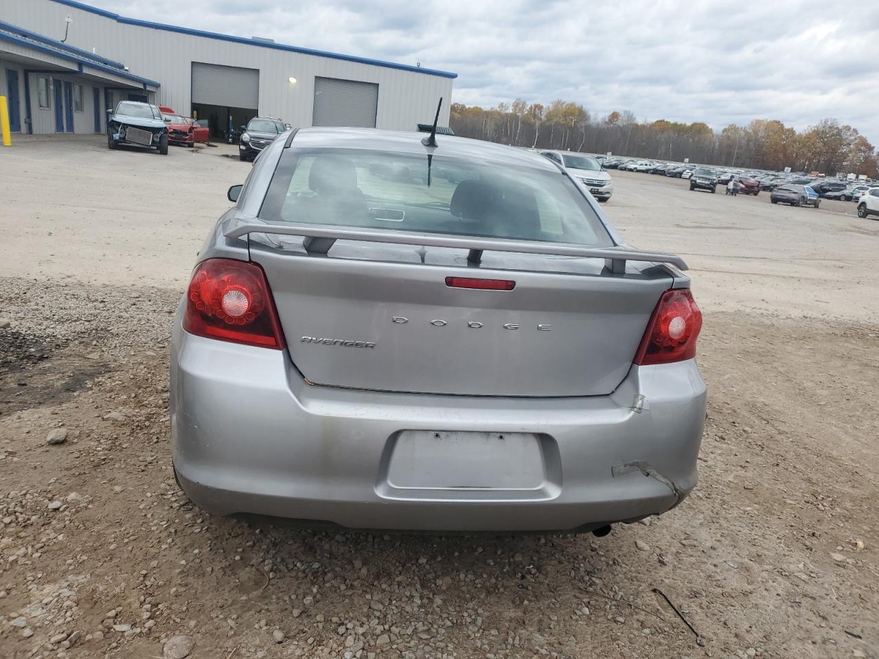DODGE AVENGER SE