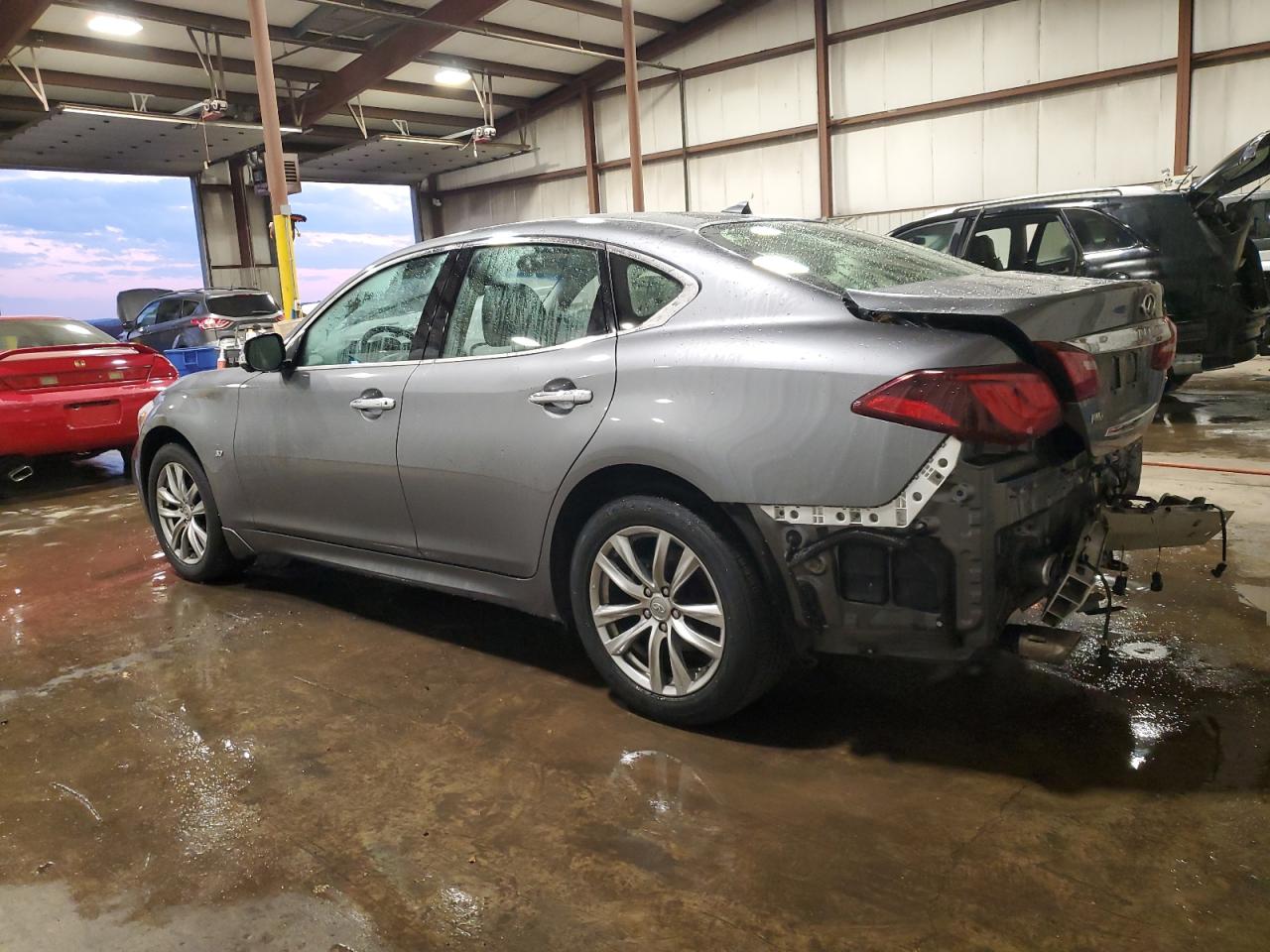INFINITI Q70 3.7 LUXE