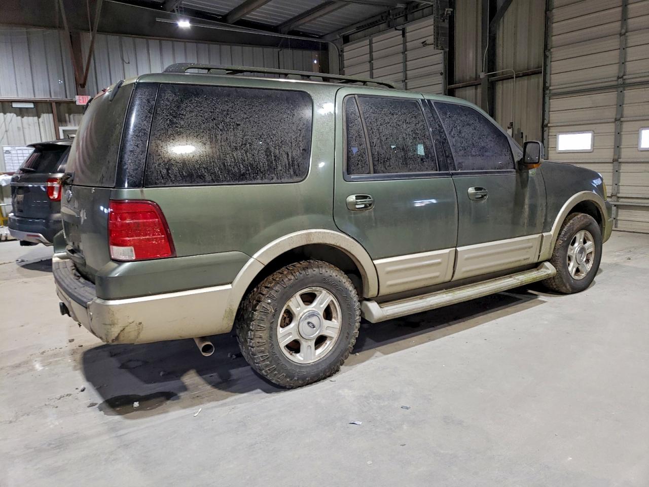 Lot #3302698004 2005 FORD EXPEDITION