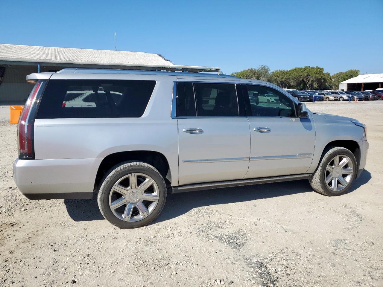 CADILLAC ESCALADE ESV PREMIUM LUXURY